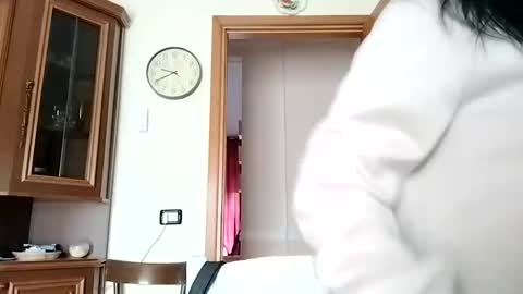 Snapshot of tiffany_chloe chatting on 10.06.25 Tiffany online show from 10.06.25