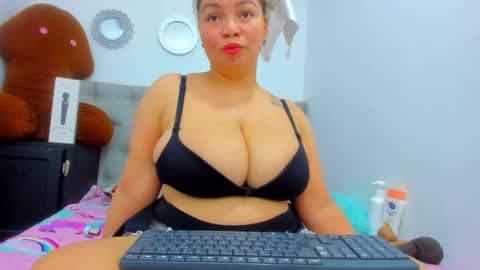 tiffany  online show from 02.08.25