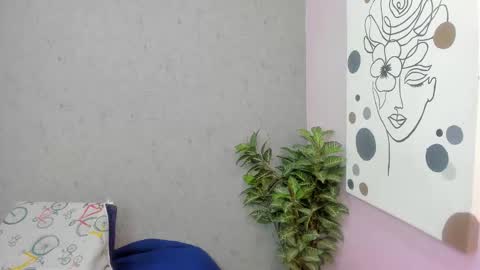 tiffany_mendez online show from 12.05.25