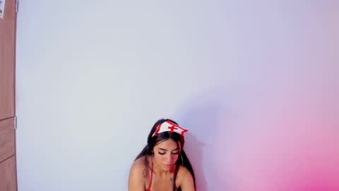 tiffany_sander online show from 03.11.25