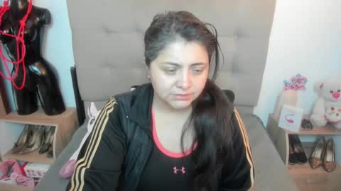 TiffanyAmazing online show from 12.04.25