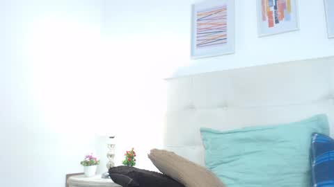 Snapshot of tiffanyfox_1 chatting on 01.03.25 Tifanny Fox online show from 01.03.25