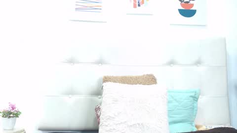 Snapshot of tiffanyfox_1 chatting on 01.22.25 Tifanny Fox online show from 01.22.25