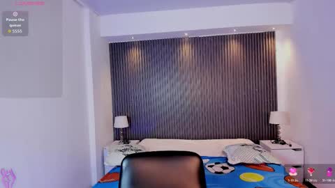 tiffanyhoustton online show from 03.25.26