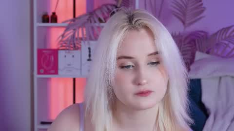 Snapshot of tiffanyjons chatting on 02.01.26 tiffanyjons online show from 02.01.26