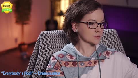 tiffanyriox online show from 02.04.25