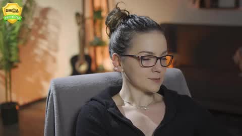 tiffanyriox online show from 02.06.26