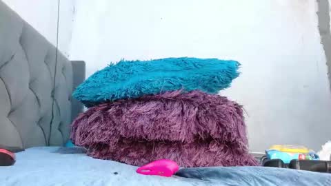 tiffany wayne online show from 02.21.25