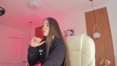 Snapshot of tiffanywright_ chatting on 01.14.25 Tiffany online show from 01.14.25