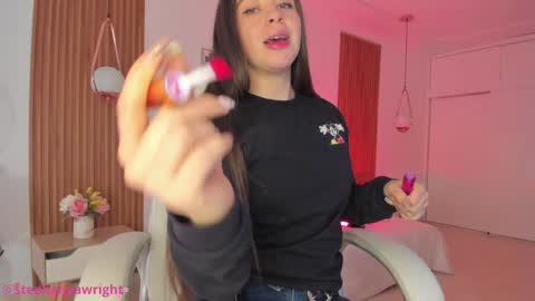 Snapshot of tiffanywright_ chatting on 01.14.25 Tiffany online show from 01.14.25