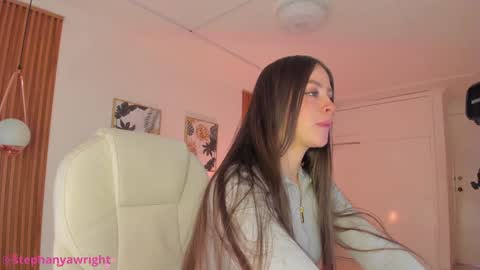 Snapshot of tiffanywright_ chatting on 01.25.25 Tiffany online show from 01.25.25