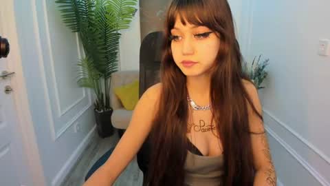 tiffanyyoun online show from 12.03.25