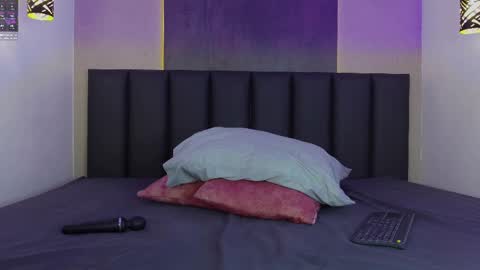 Snapshot of tiffvalentinee_ chatting on 02.12.25 Tiffany online show from 02.12.25