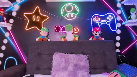 Snapshot of tiffvalentinee_ chatting on 02.17.25 Tiffany online show from 02.17.25