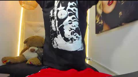 Tigga Sall online show from 10.30.25
