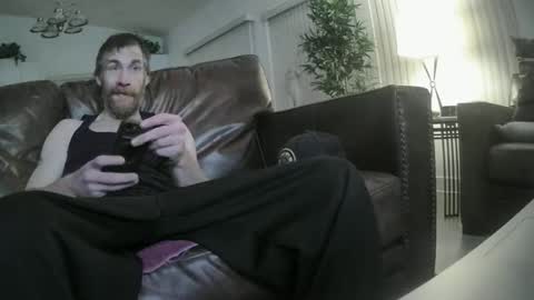 Tiggity23 come stroke my 9 cock with ne online show from 02.11.26