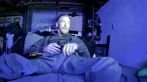 Tiggity23 come stroke my 9 cock with ne online show from 04.11.26