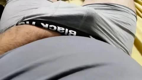 Snapshot of tightsmanuk91 chatting on 12.01.25 Tightsmaleuk.pantyhosehairymale online show from 12.01.25