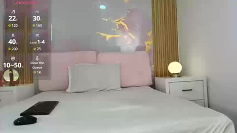 T I F F A N Y online show from 09.22.25