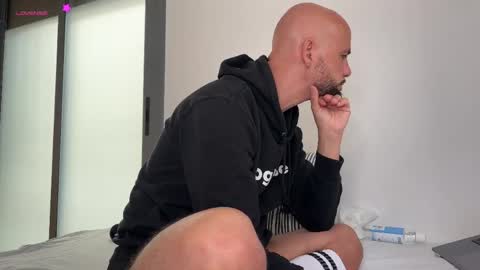 Tim Beard online show from 04.07.26