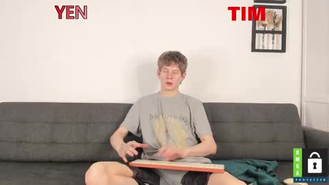 Snapshot of tim_milll chatting on 11.22.25 Tim online show from 11.22.25