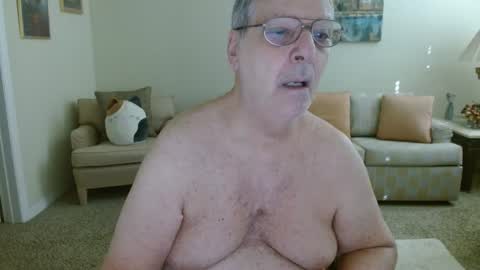 Snapshot of timealone120000 chatting on 10.04.25 timealone120000 online show from 10.04.25