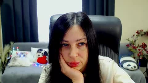 Snapshot of timeparadice chatting on 06.02.26 Luisa online show from 06.02.26