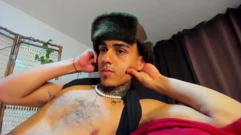 Snapshot of timewith_sebas chatting on 03.12.25 salem online show from 03.12.25