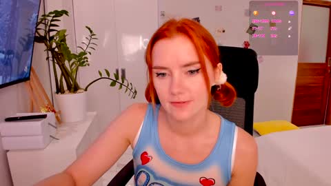 Snapshot of timissi chatting on 12.29.24 Timis but I prefer you whisper to my ear my girl online show from 12.29.24