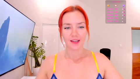 Snapshot of timissi chatting on 02.09.25 Timis but I prefer you whisper to my ear my girl online show from 02.09.25