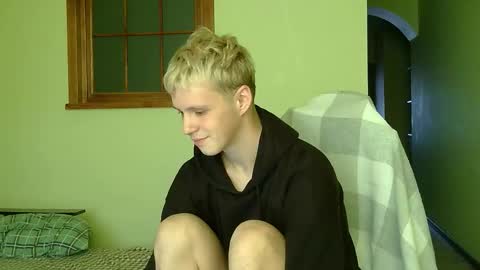 Snapshot of timkinky chatting on 10.26.25 Tim WhiteS online show from 10.26.25