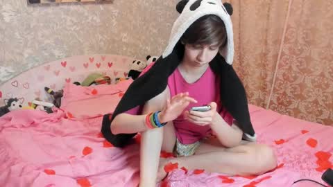 Snapshot of timothy_fox chatting on 02.14.25 Timothy Fox online show from 02.14.25