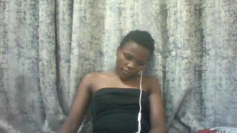 Snapshot of tina2030_1 chatting on 06.14.26 tee online show from 06.14.26