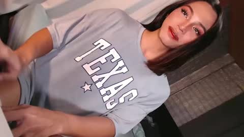 Snapshot of tina_allure chatting on 02.27.25 Tina online show from 02.27.25