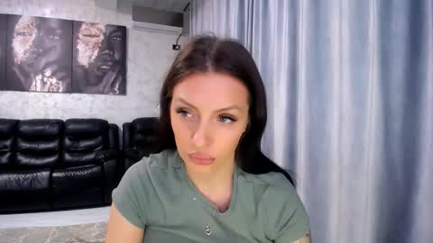 Andreea online show from 11.04.25