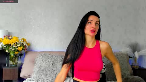 Tina online show from 10.16.25