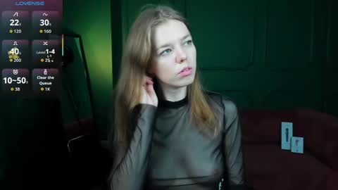 tina_tayllor__ online show from 06.04.26