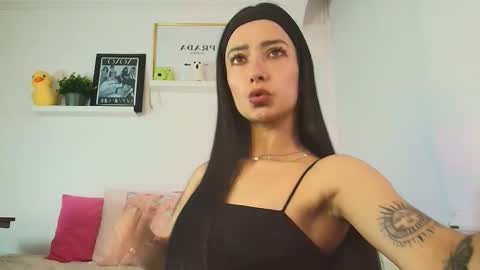 Tina Wild online show from 12.01.25