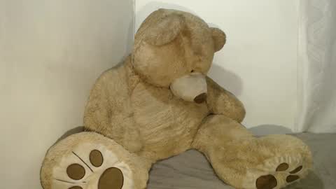 Snapshot of tinaa_williams chatting on 02.21.25 tinaa_williams online show from 02.21.25