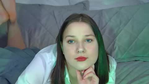 TinaBurton online show from 01.15.26