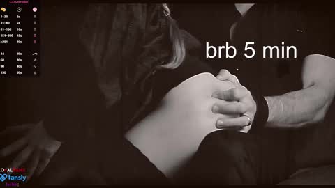 Snapshot of tinalittle_ chatting on 11.22.25 Tinalittle online show from 11.22.25