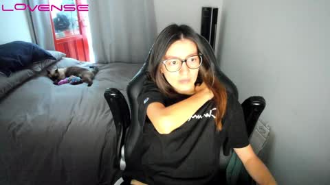 Snapshot of tinaricci chatting on 01.07.25 Tina online show from 01.07.25