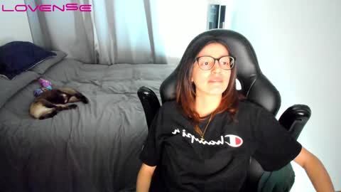 Snapshot of tinaricci chatting on 01.07.25 Tina online show from 01.07.25