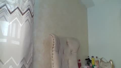 Snapshot of tinashe004 chatting on 01.19.26 tinashe online show from 01.19.26