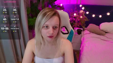 tinasiner online show from 01.12.25