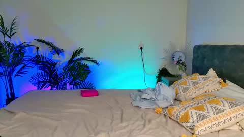 tinasiner online show from 03.03.26