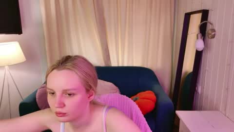 Snapshot of tinasiner chatting on 06.08.26 tinasiner online show from 06.08.26