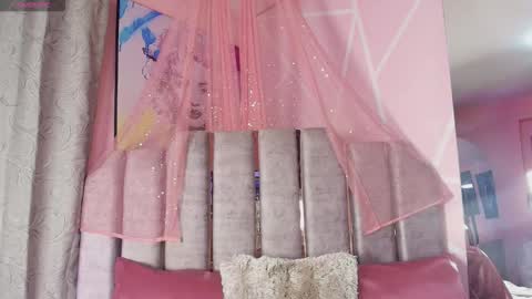 tinna noa online show from 02.03.26