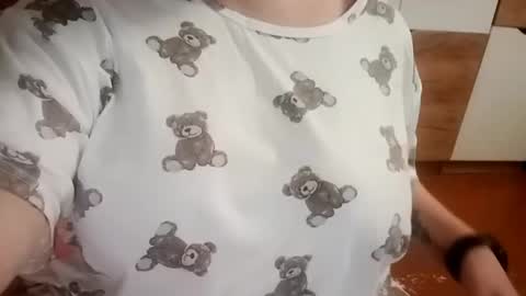 tiny_alkaid online show from 04.16.26