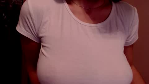 Lily online show from 12.04.24